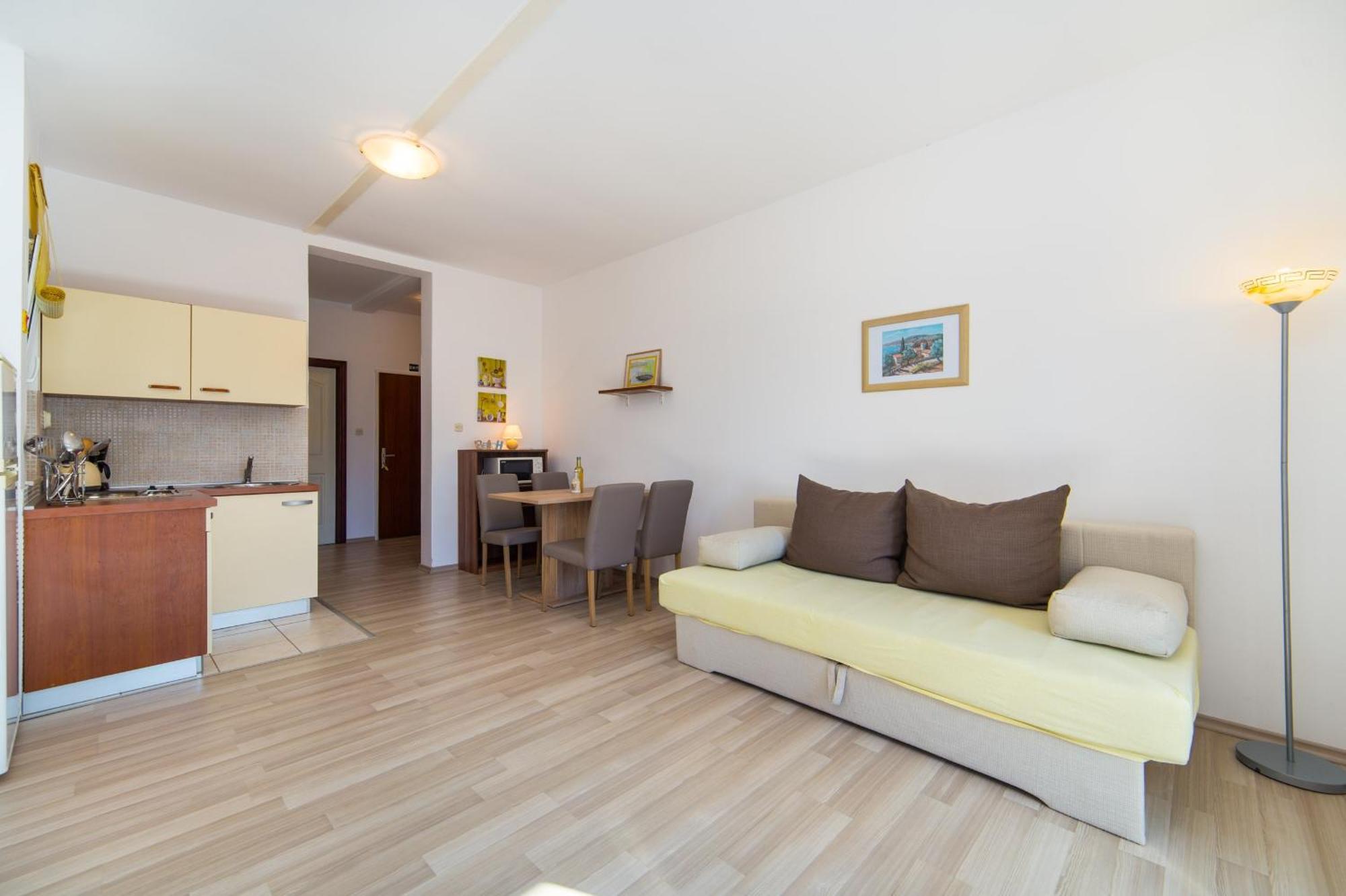 Apartments By The Sea Brist, Makarska - 11078 Quarto foto